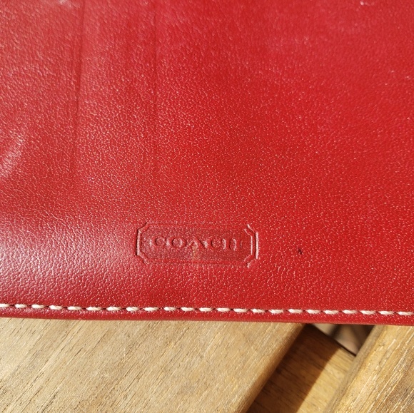 Coach Red/ Burgundy leather Checkbook cover - Picture 2 of 4